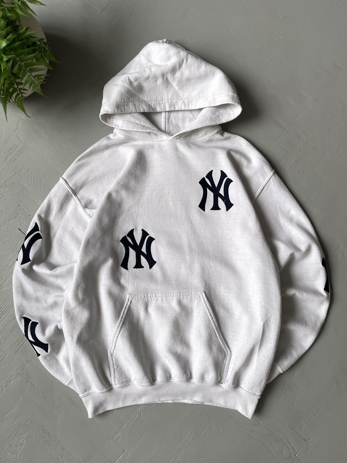 M Vintage New York Yankees Sweatshirt Gildan