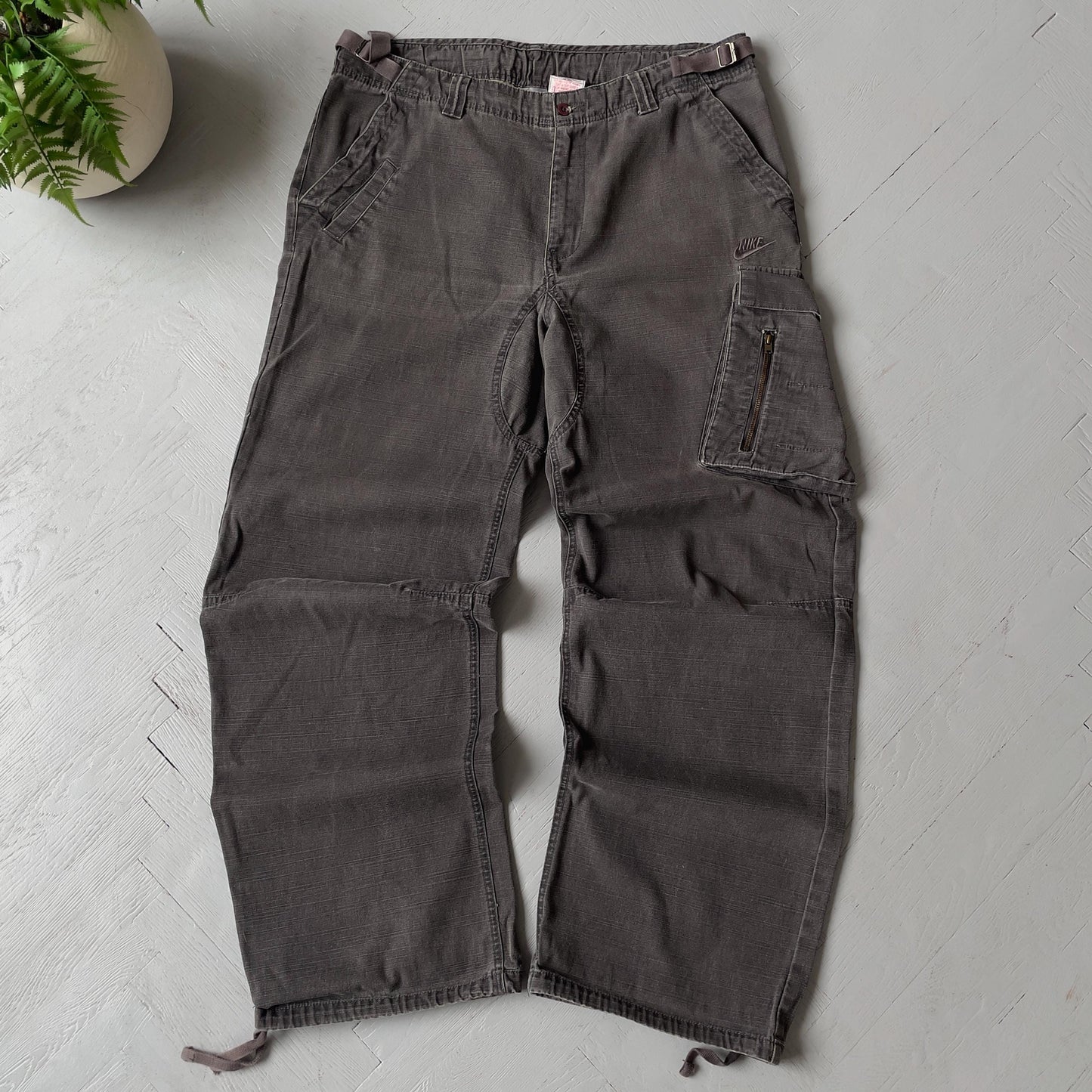 M Vintage Nike Nylon Baggy Track Pants