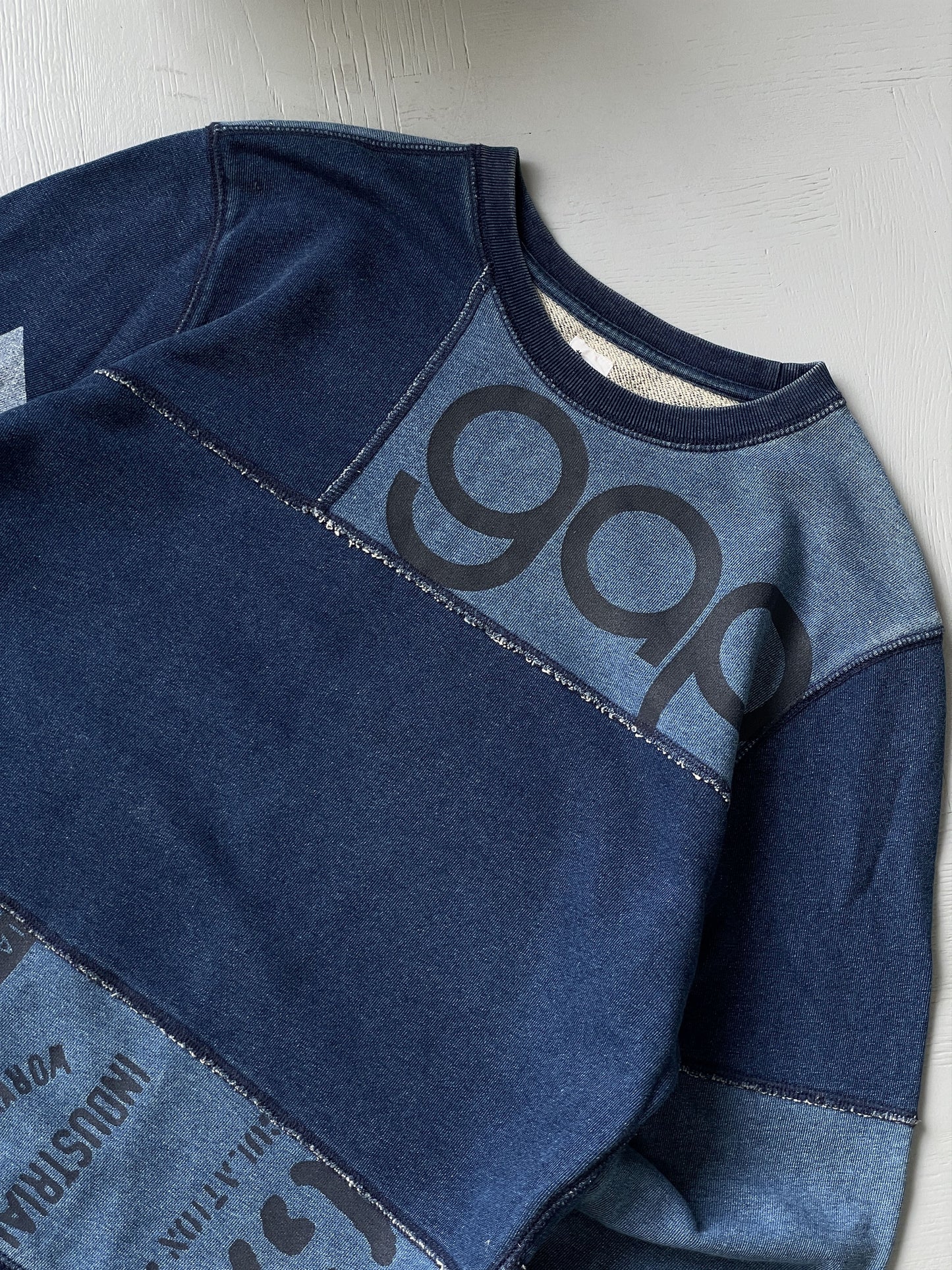 S The Gap Patchwork Crewneck Sweatshirt