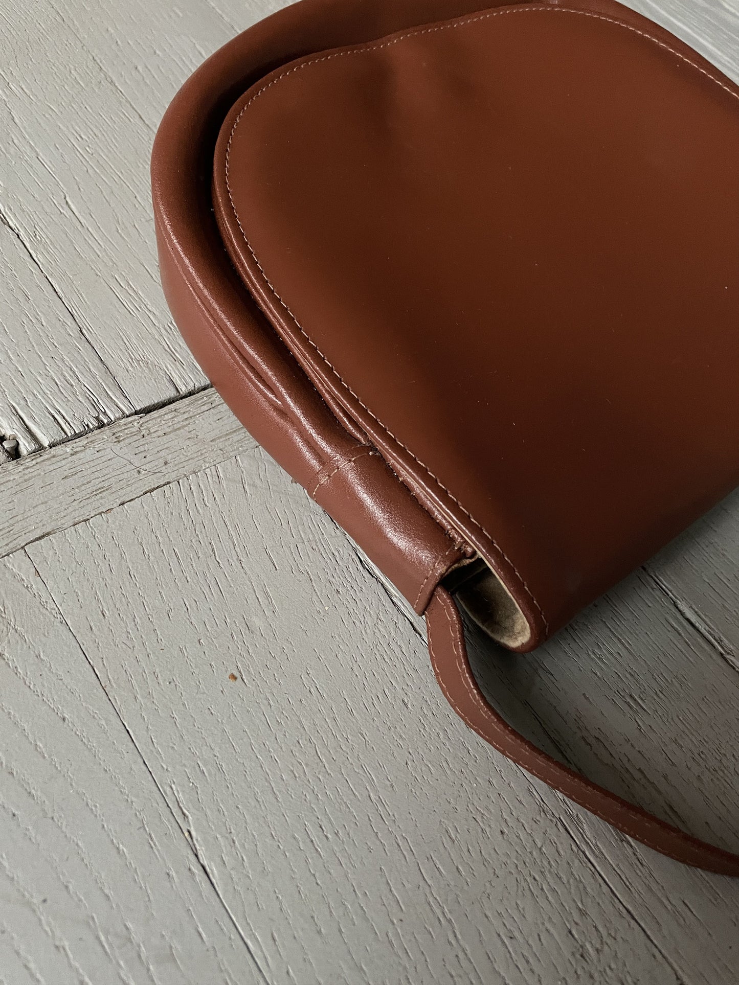 Vintage Clarks Leather Crossbody Messenger Bag