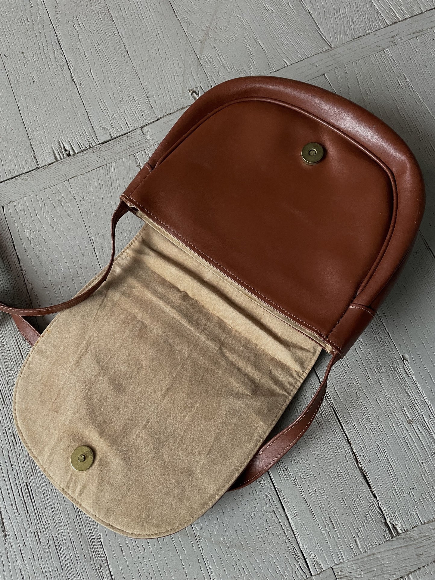 Vintage Clarks Leather Crossbody Messenger Bag