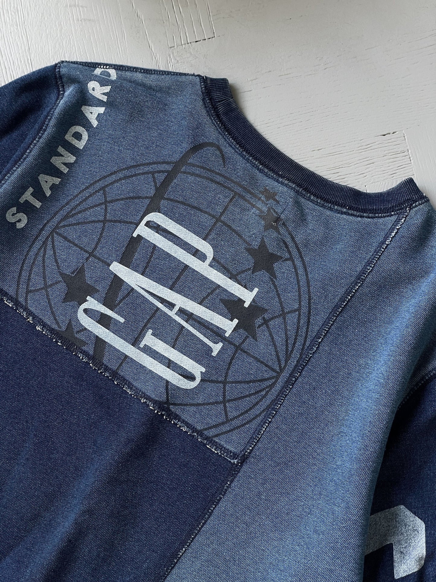 S The Gap Patchwork Crewneck Sweatshirt