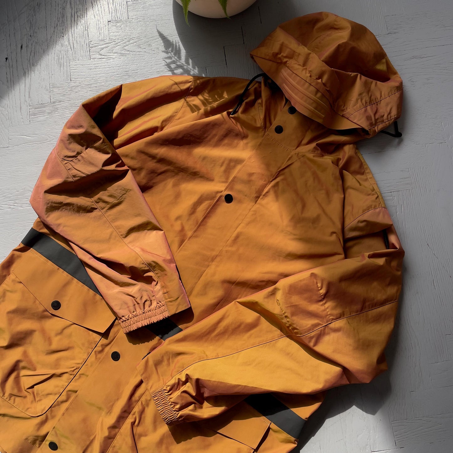 L Vintage Nike Nylon Outdoor Jacket