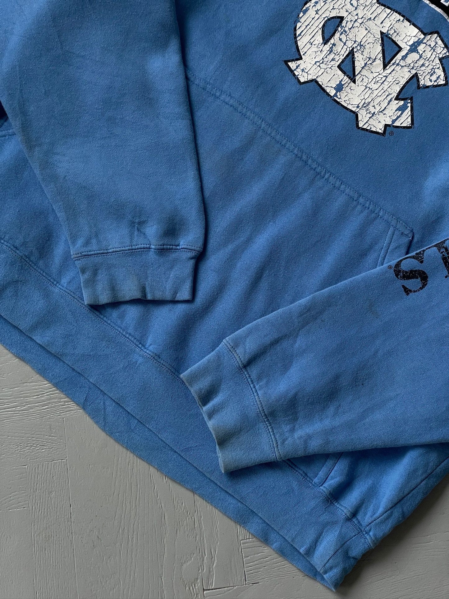XL Vintage Carolina Hooded Sweatshirt