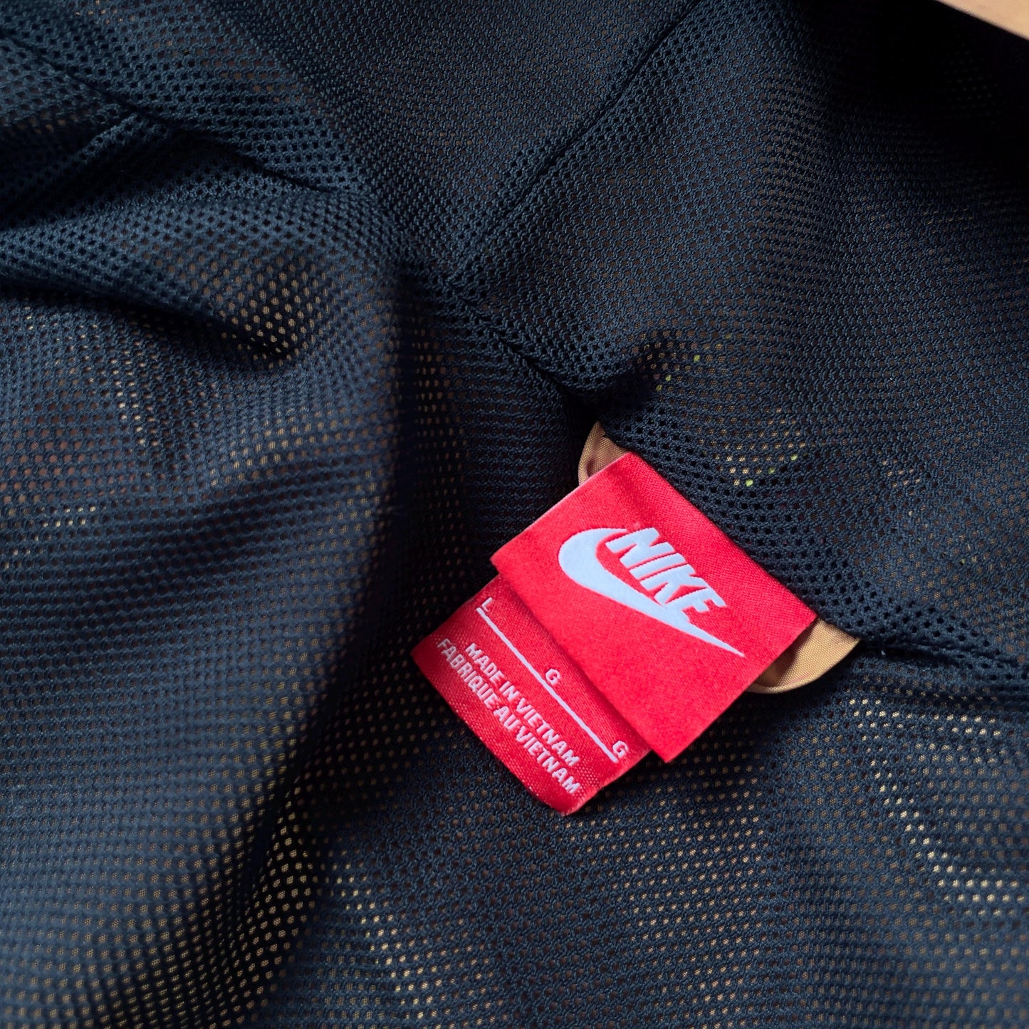 L Vintage Nike Nylon Outdoor Jacket