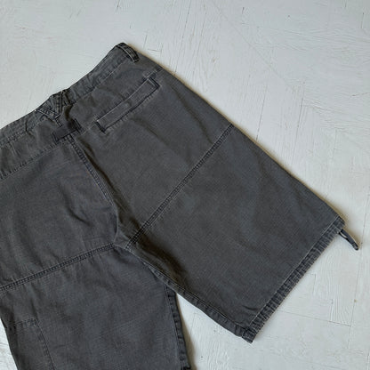 L Vintage Nike Cargo Shorts