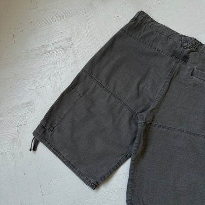 L Vintage Nike Cargo Shorts