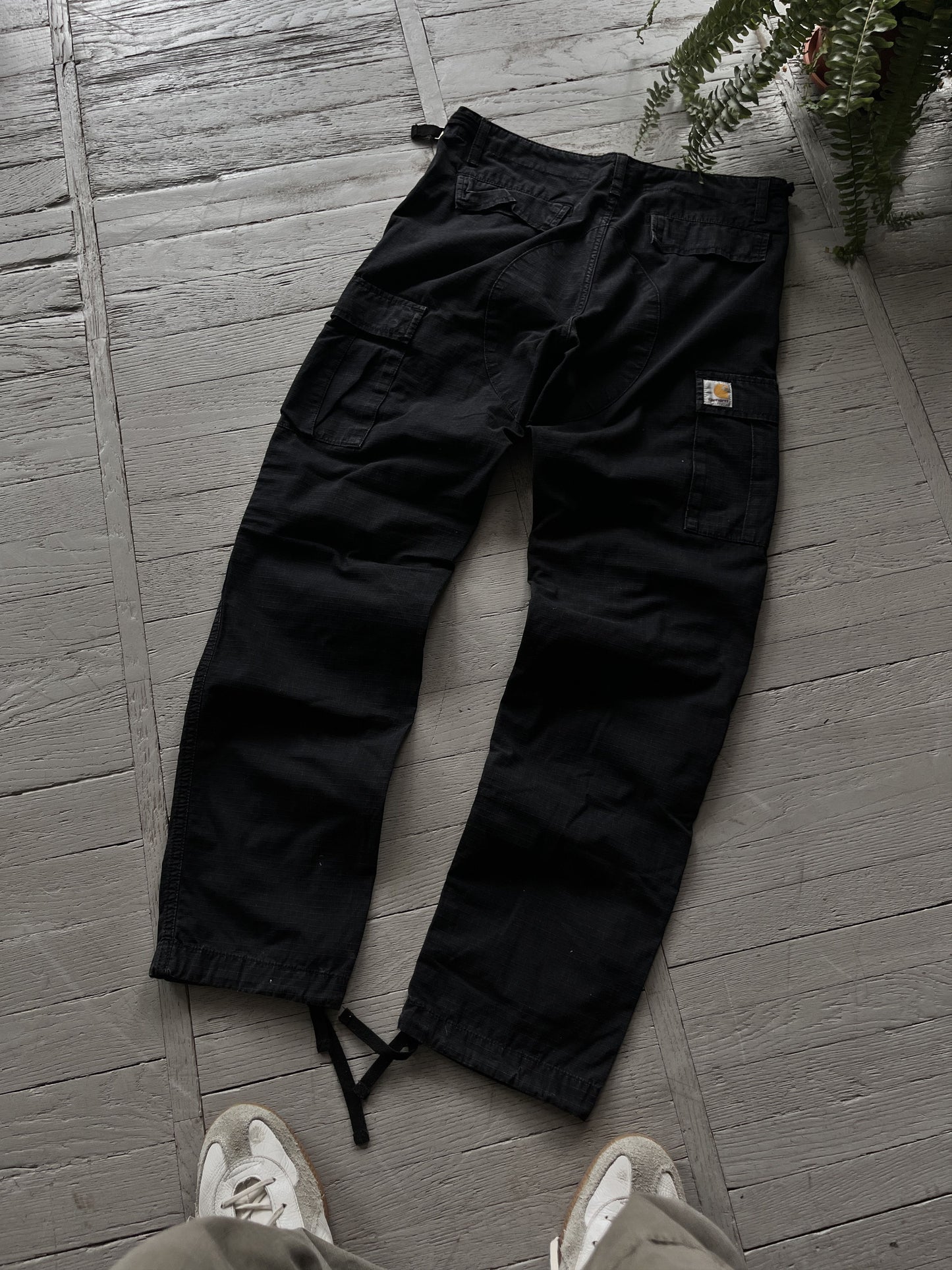 29x32 Carhartt WIP Slim Fit Cargo Pants