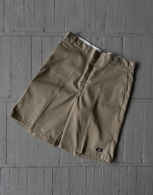 42 Vintage Dickies Loose Fit Work Shorts