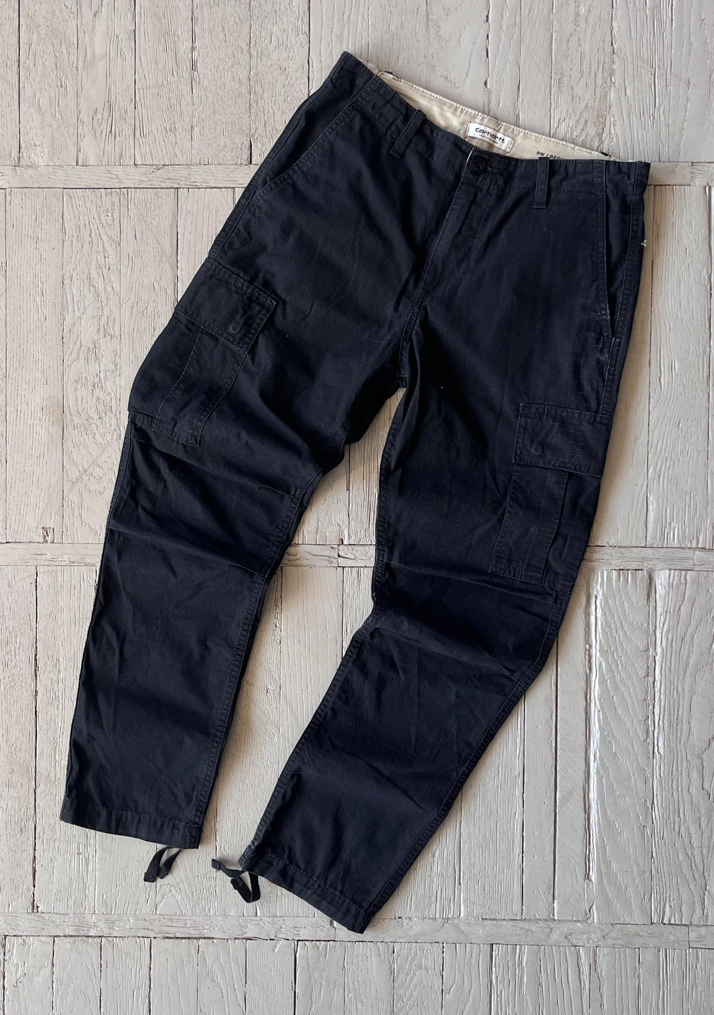 26 Carhartt WIP Cymbal Cargo Pants