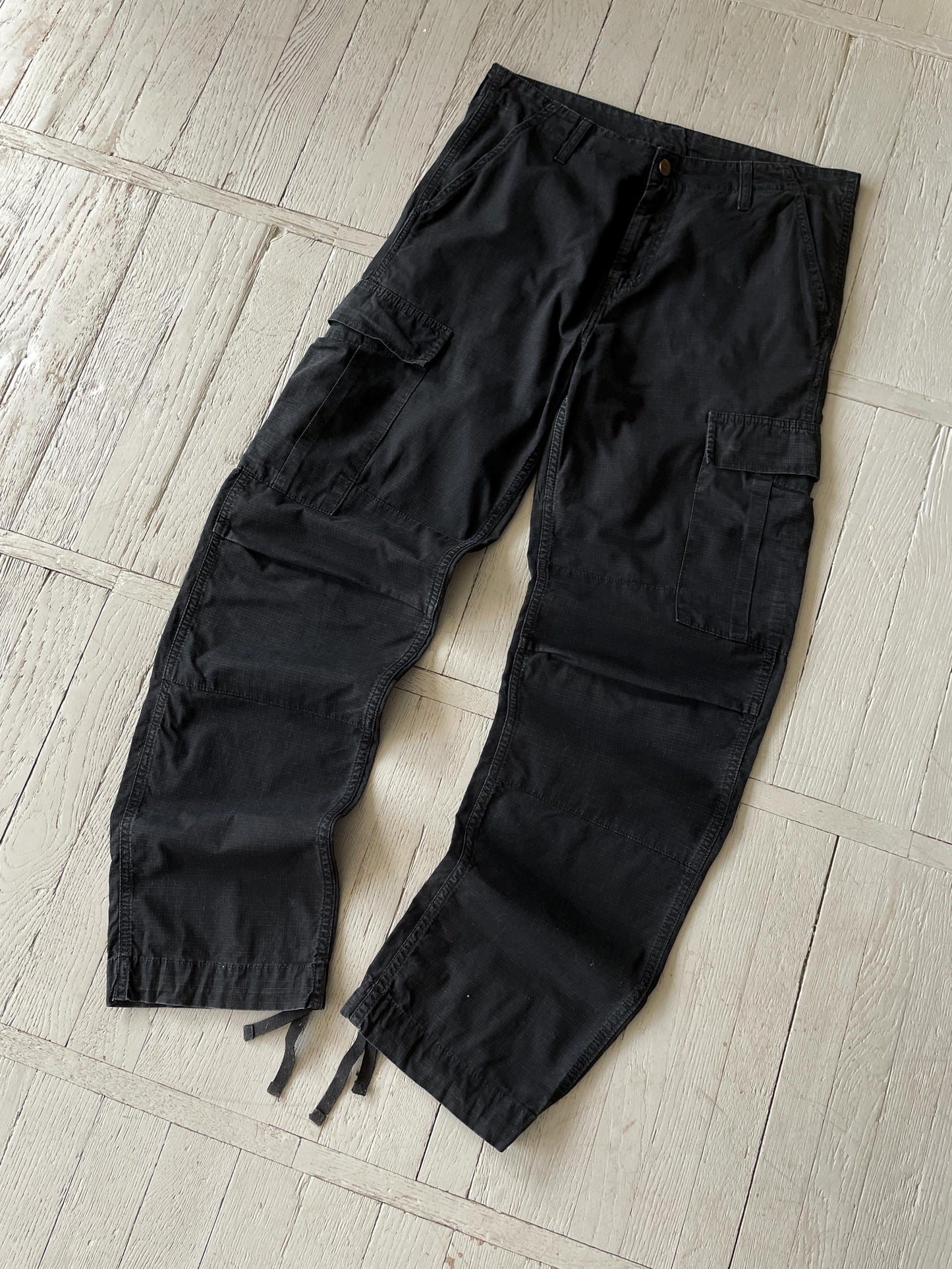 30x32 Carhartt WIP Regular Fit Cargo Pants