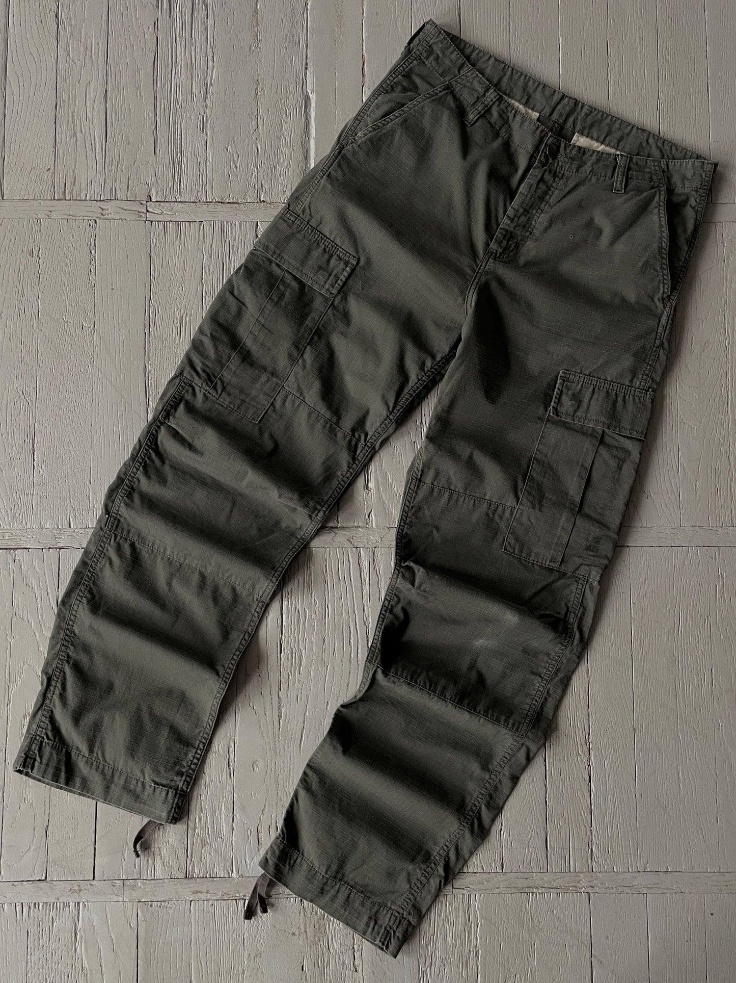 32x32 Carhartt WIP Regular Fit Cargo Pants