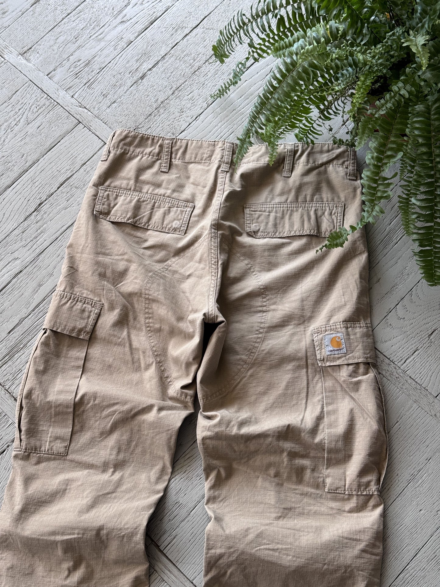 31x32 Carhartt WIP Regular Cargo Pants