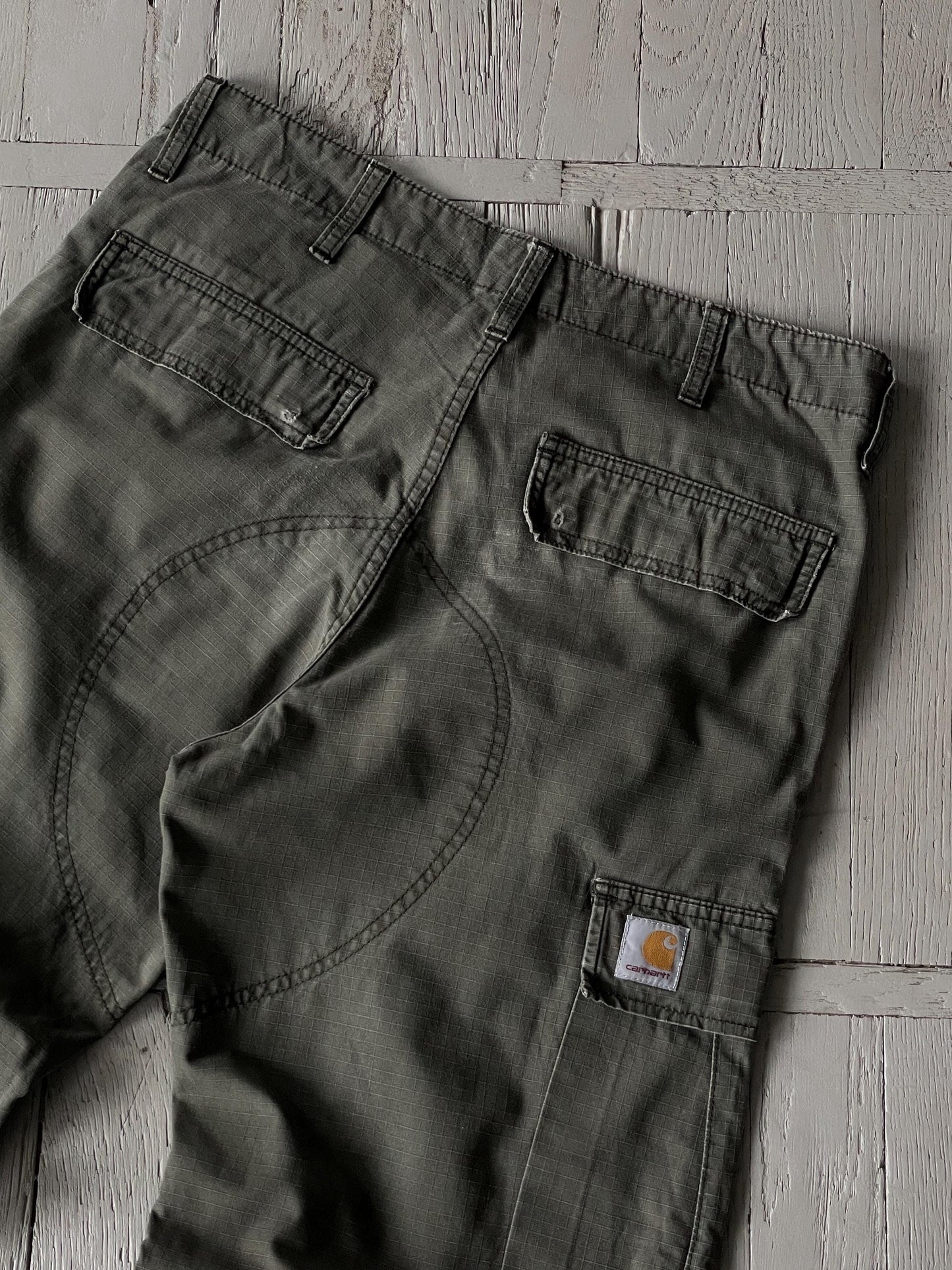 31x32 Carhartt WIP Regular Fit Cargo Pants