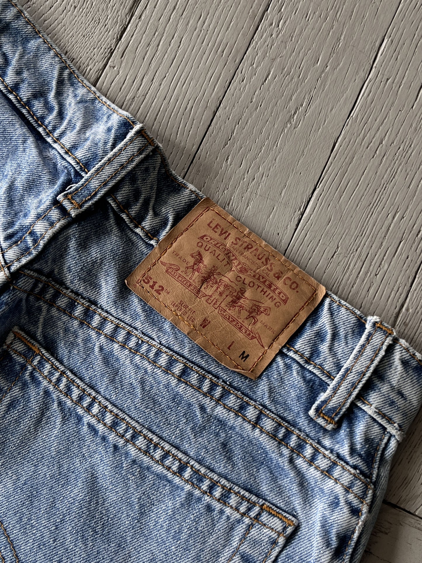 M Vintage 90s Levi's 512 Washed Blue Denim Jeans