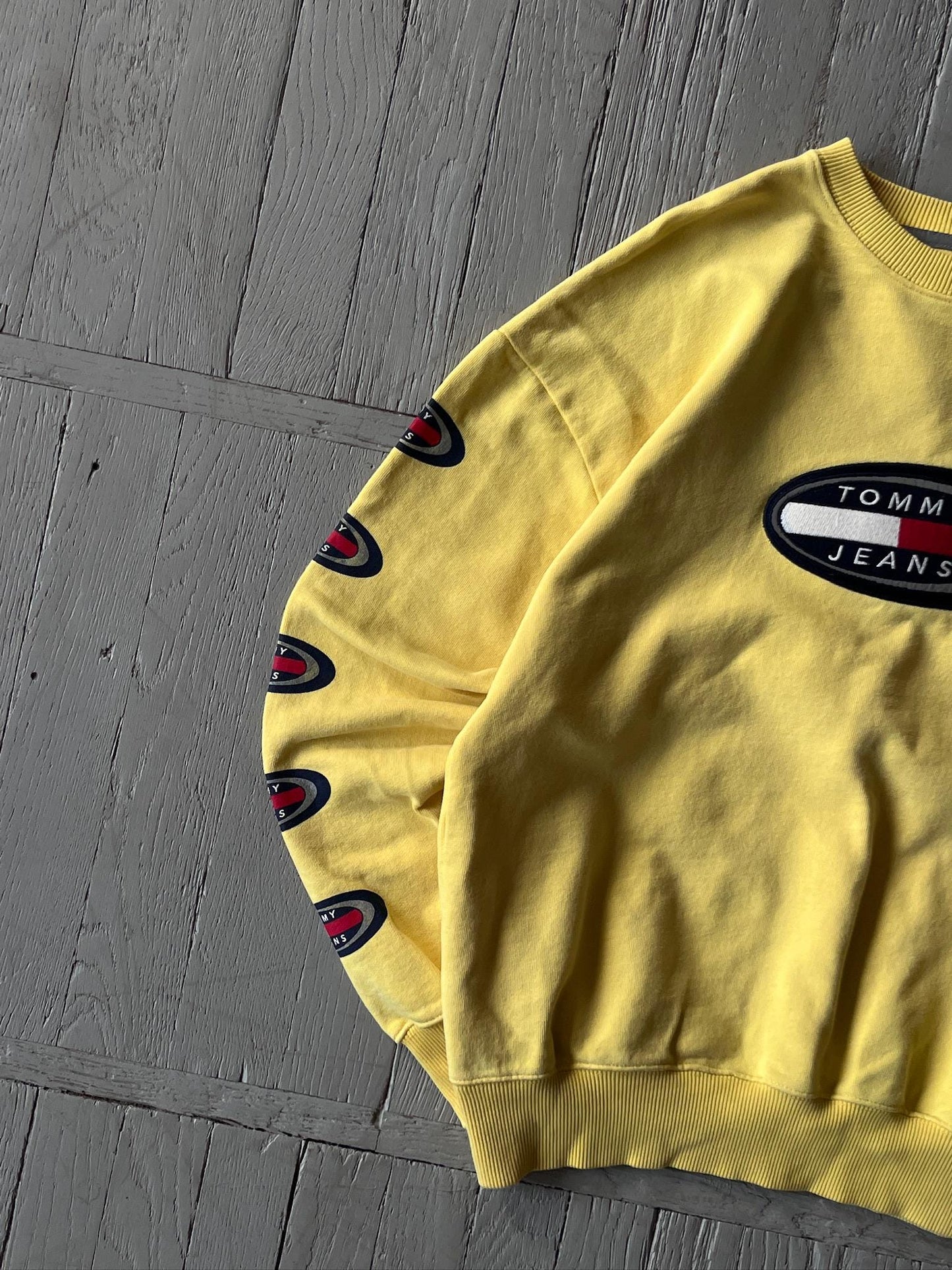 Vintage Tommy Hilfiger Crewneck Sweatshirt