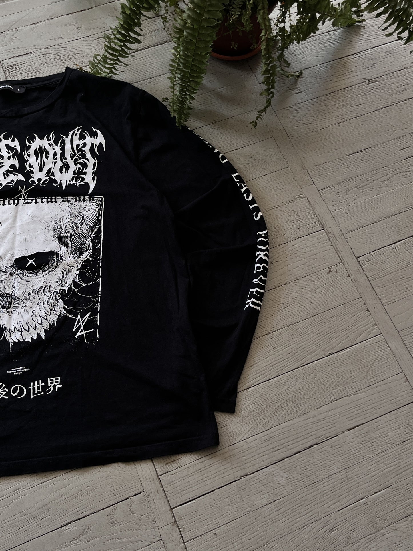 Vintage Disturbia Metal Band Long Sleeve Tee Shirt