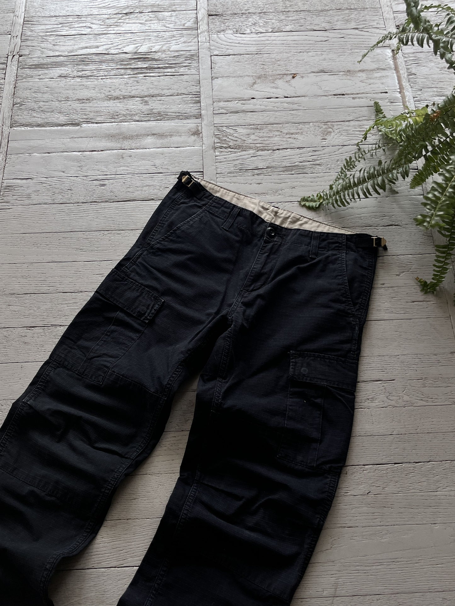 29x32 Carhartt WIP Slim Fit Cargo Pants