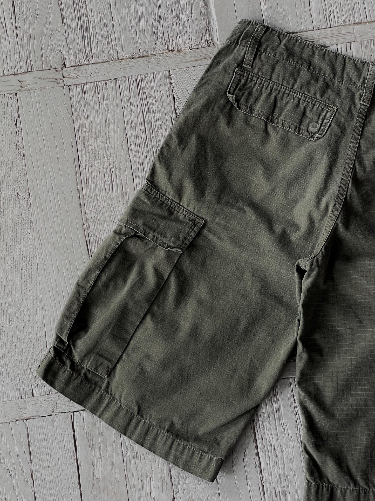 28 Vintage Carhartt Cargo Bermuda Work Shorts