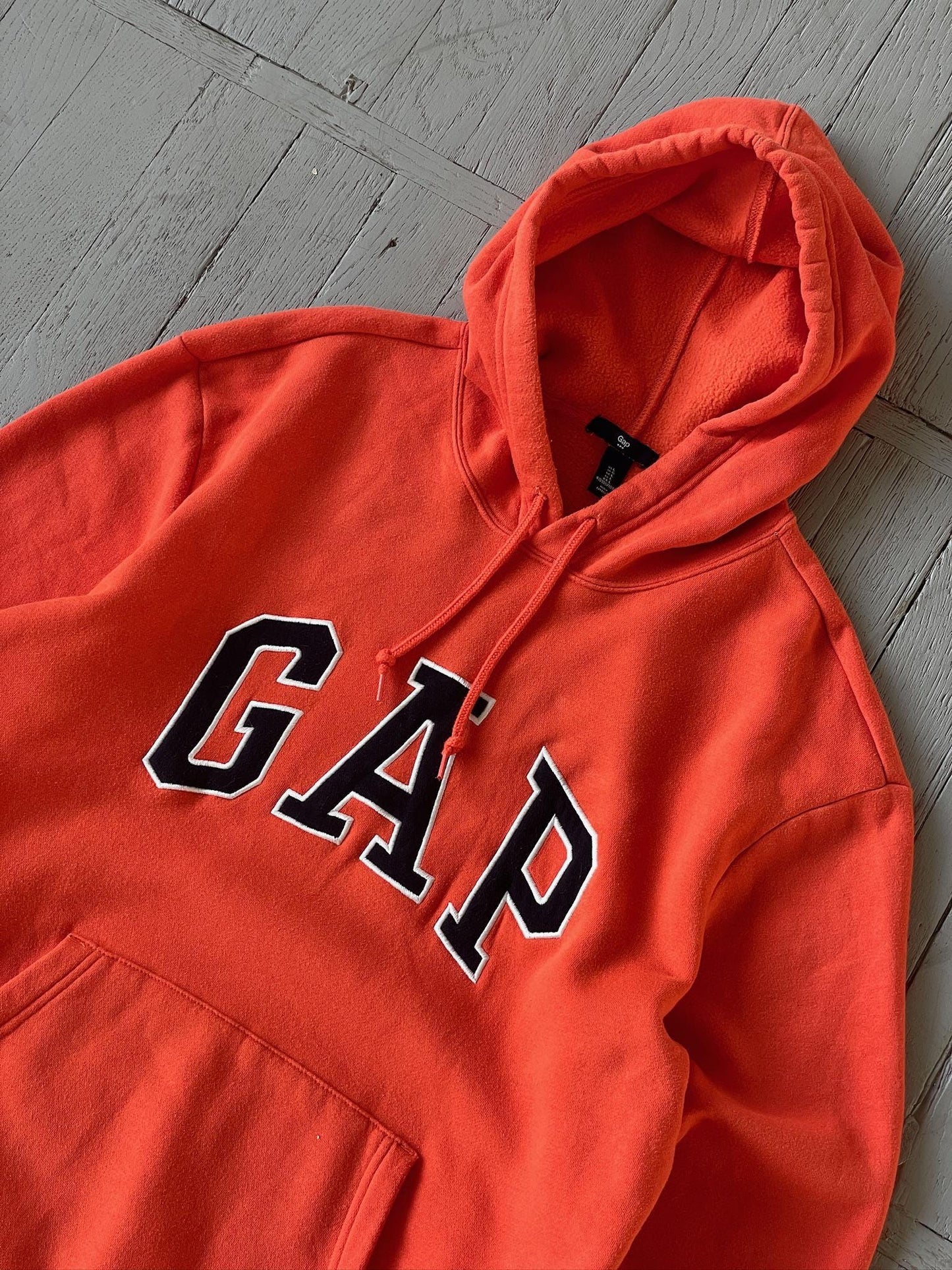 L Vintage Gap Hooded Sweatshirt