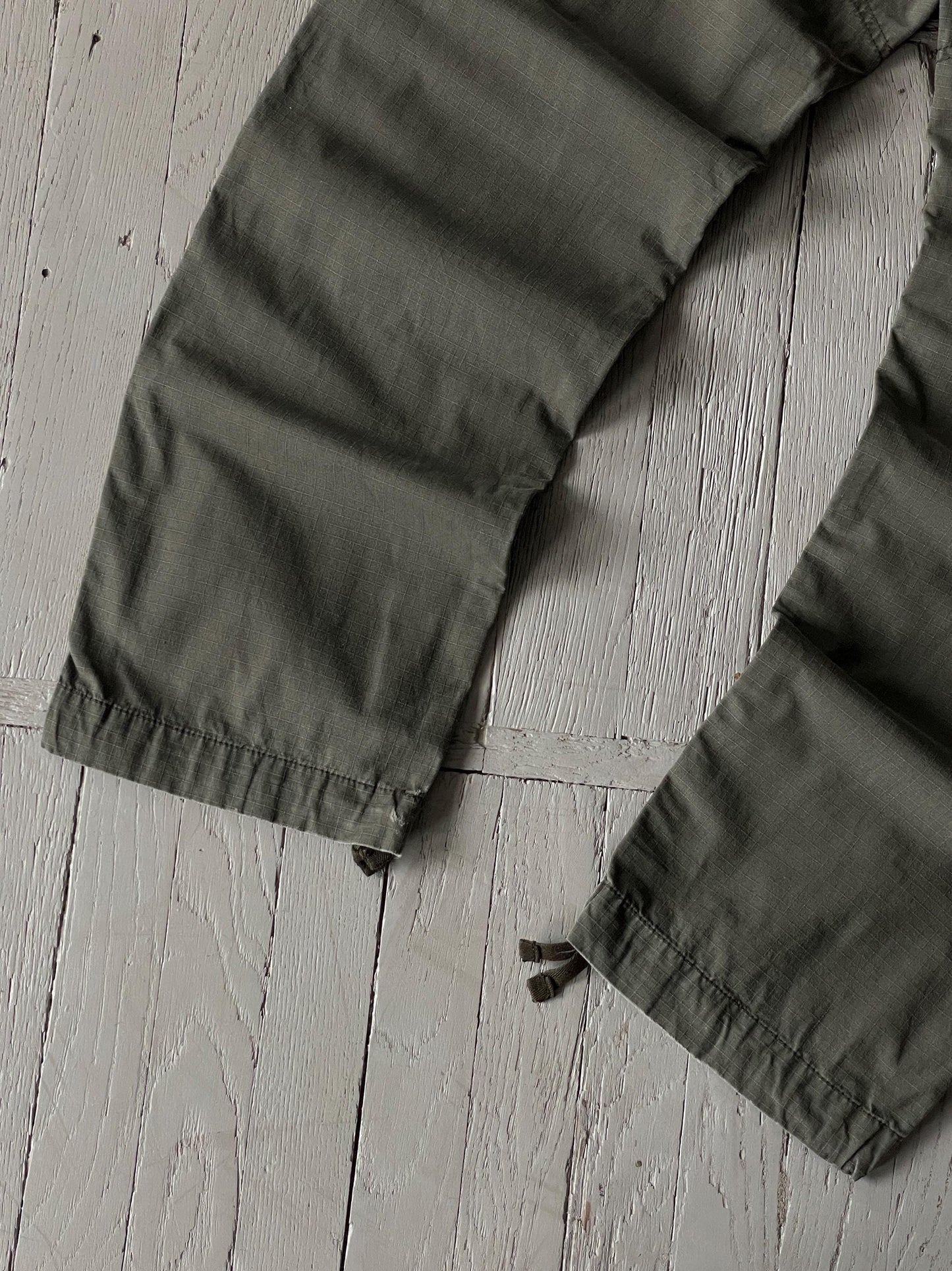 31x32 Carhartt WIP Regular Fit Cargo Pants